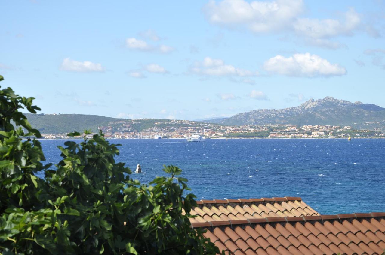 Appartamentino Panoramico...Con Finestra Sul Mare! Ла-Маддалена Экстерьер фото
